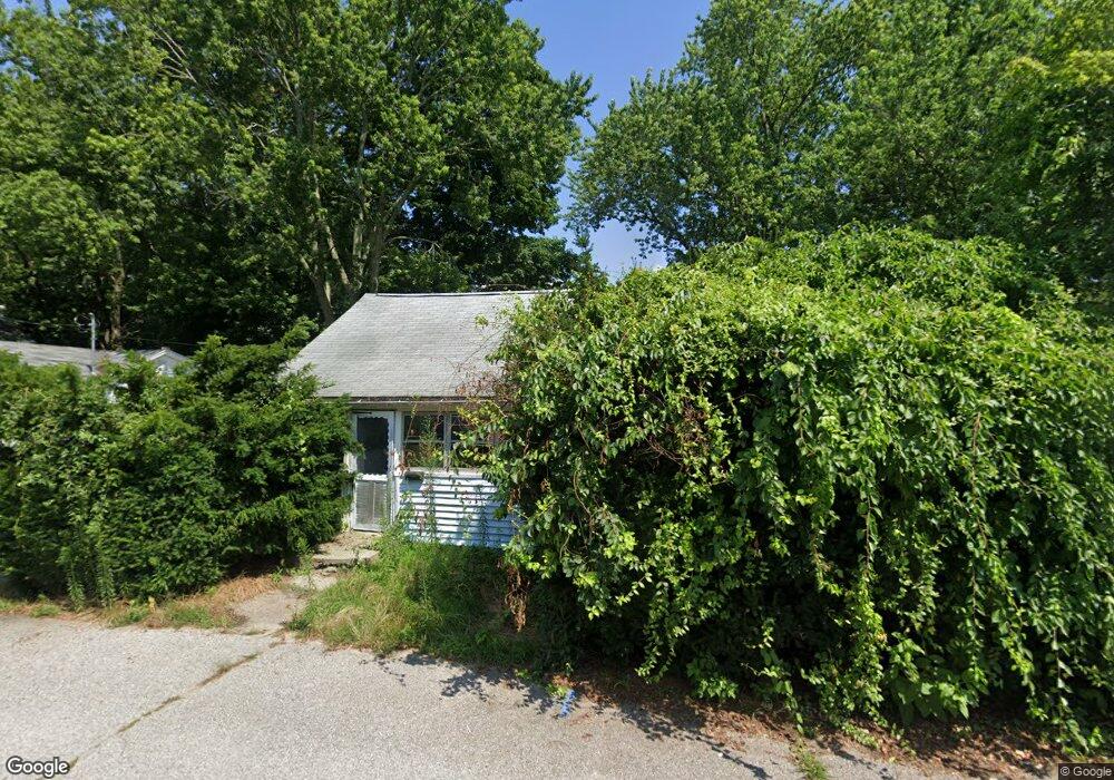 67 Kenway Ave, Warwick, RI 02889 - photo 1