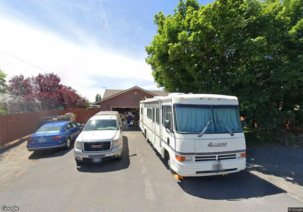 3230 Barry Ave, Klamath Falls, OR 97603 - photo 1