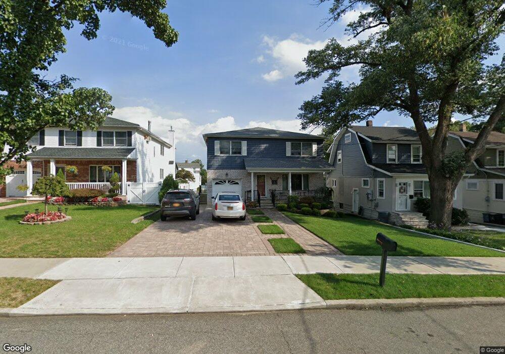 939 Carlton Blvd, Staten Island, NY 10312 - photo 1