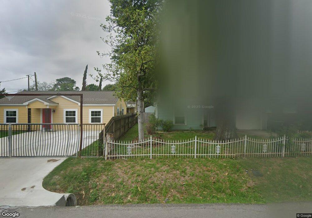 1803 Tabor St, Houston, TX 77009 - photo 1