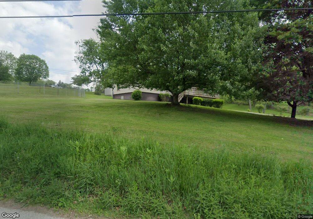 1018 Sugar Run Rd, Eighty Four, PA 15330 - photo 1