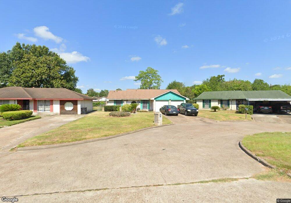 8611 Ardley Cir, Houston, TX 77088 - photo 1