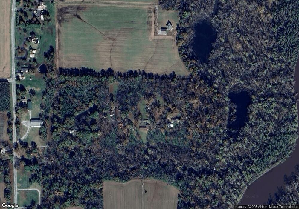 10141 Hickory Hollow Rd, Mascoutah, IL 62258 - photo 1