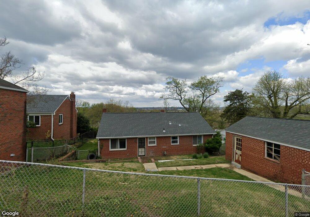 5808 Woodland Dr, Oxon Hill, MD 20745 - photo 1