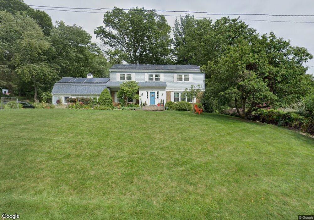 10 Overlook Dr, Bridgewater, NJ 08807 - photo 1