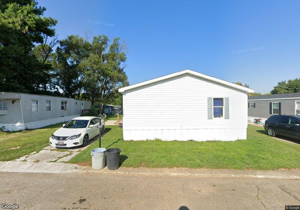 303 Ridgeview Dr, Circleville, OH 43113 - photo 1