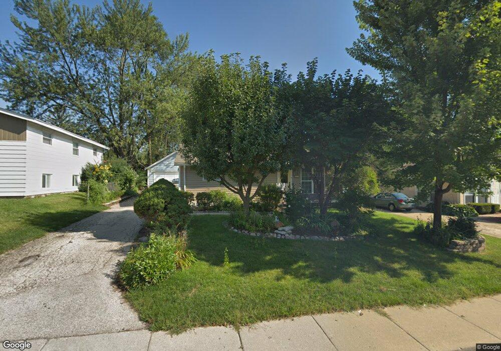 1524 Amarillo Dr, Carpentersville, IL 60110 - photo 1