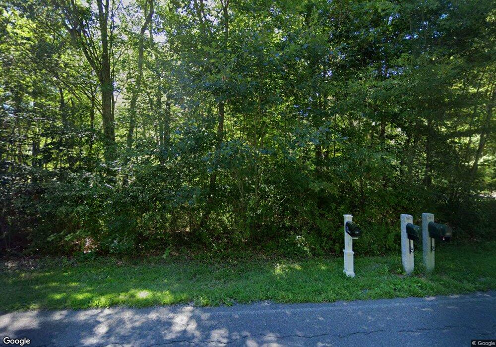 567 Flanders Rd, Woodbury, CT 06798 - photo 1