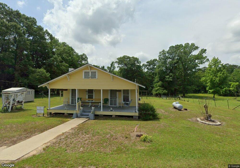 334 Holly Rd, Laurel, MS 39443 - photo 1