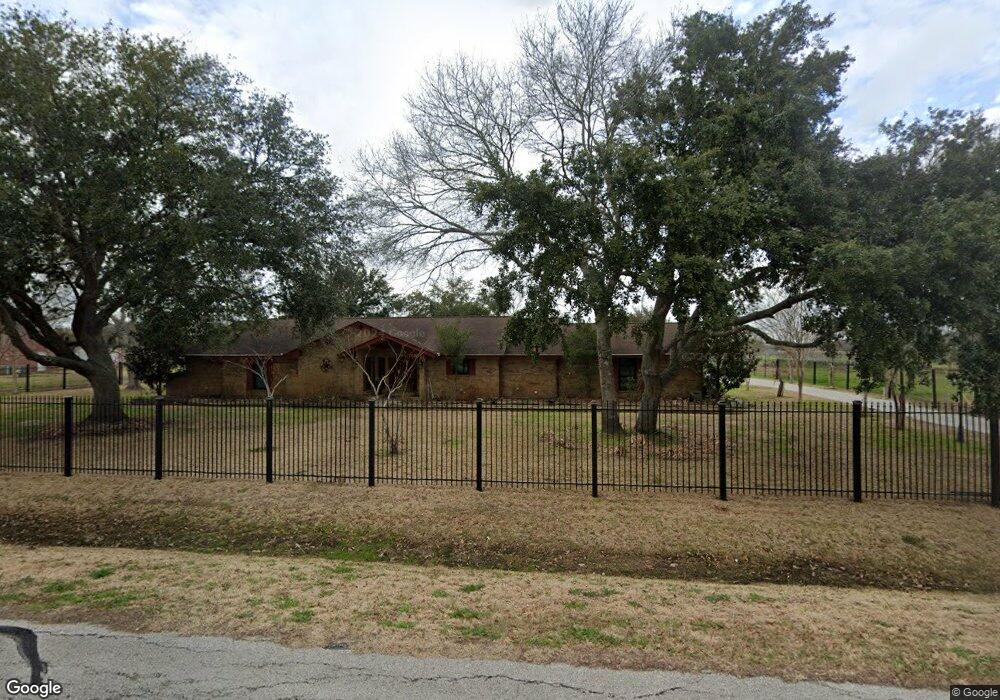 4114 Horseshoe Dr, Needville, TX 77461 - photo 1