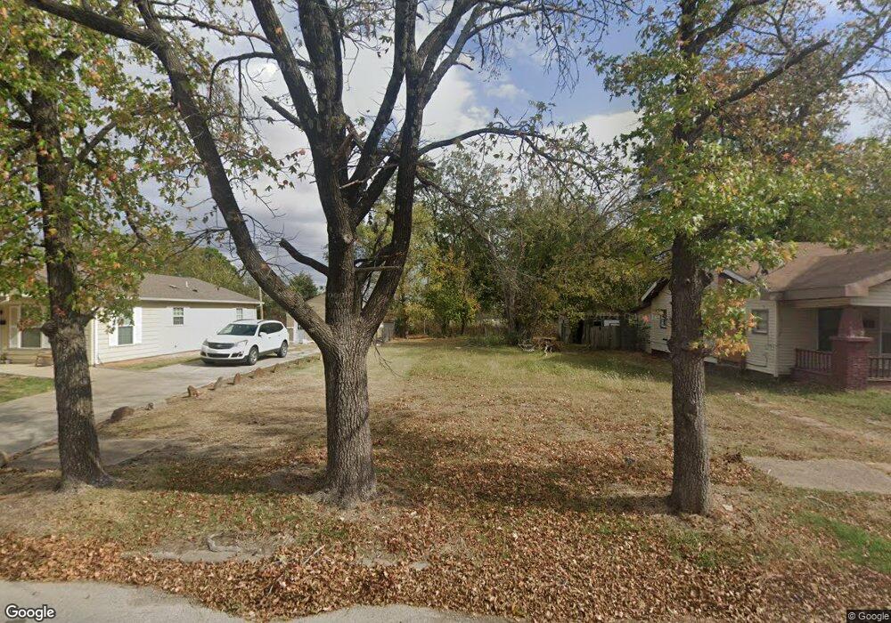 1215 N Alabama Ave, Okmulgee, OK 74447 - photo 1