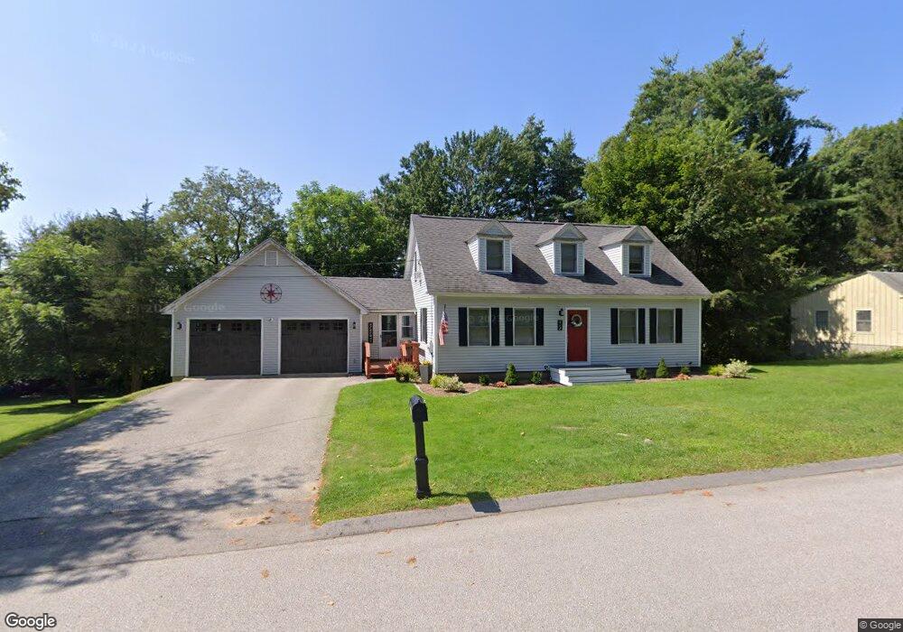 412 Girard Ave, Pembroke, NH 03275 - photo 1