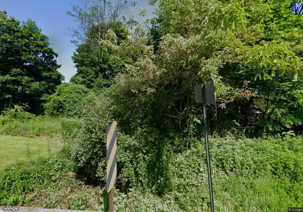 6392 Hoffman Ln, Coopersburg, PA 18036 - photo 1