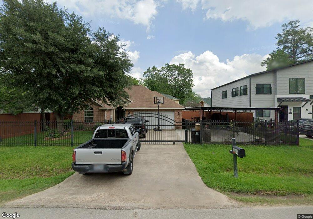 9008 Kelburn Dr, Houston, TX 77016 - photo 1