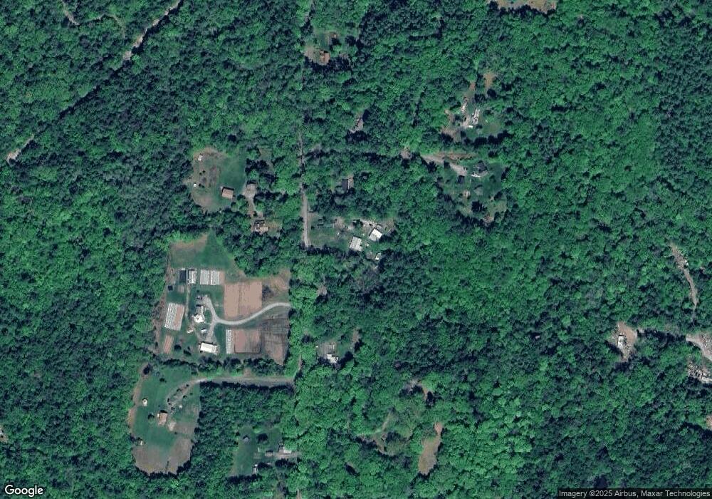 252 S Pine Banks Rd, Putney, VT 05346 - photo 1