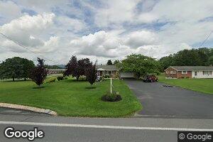 2081 Newville Rd, Carlisle, PA 17015