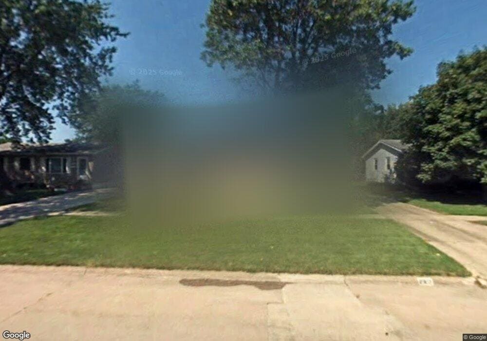 230 Wiley Blvd NW, Cedar Rapids, IA 52405 - photo 1