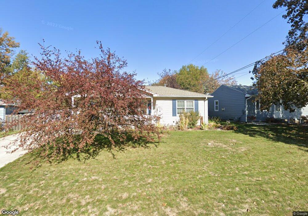 1704 N 2nd Ave E, Newton, IA 50208 - photo 1