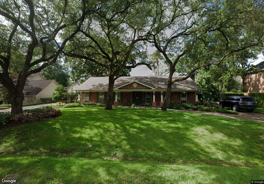 11747 Duart Dr, Houston, TX 77024 - photo 1