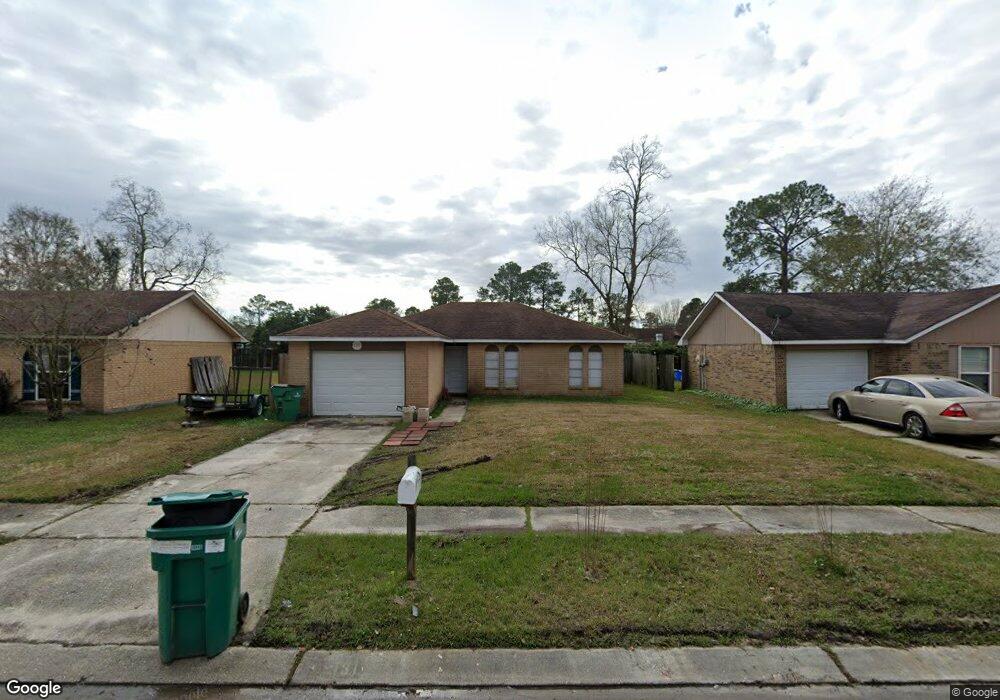 131 Foxbriar Ct, Slidell, LA 70461 - photo 1