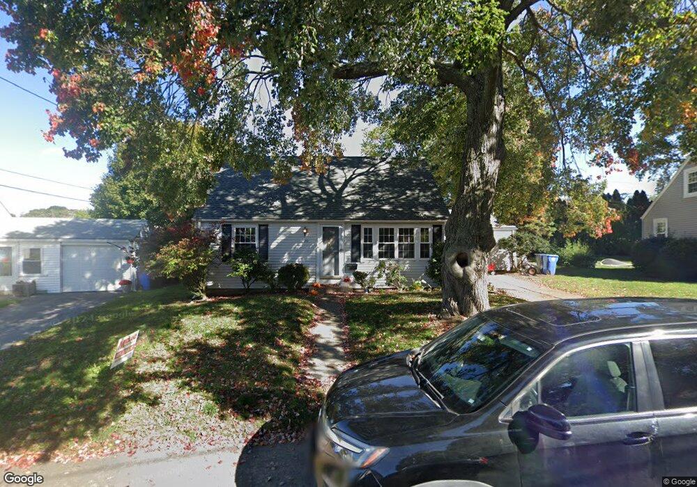 20 Hampshire Rd, Cranston, RI 02910 - photo 1