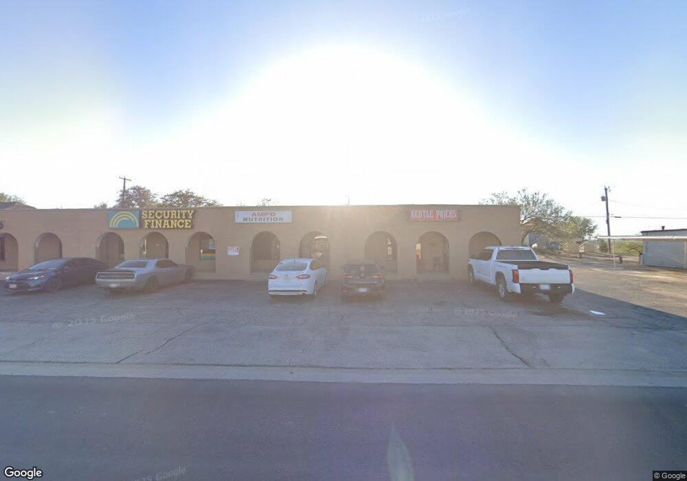 612 S Gregg St, Big Spring, TX 79720 - photo 1