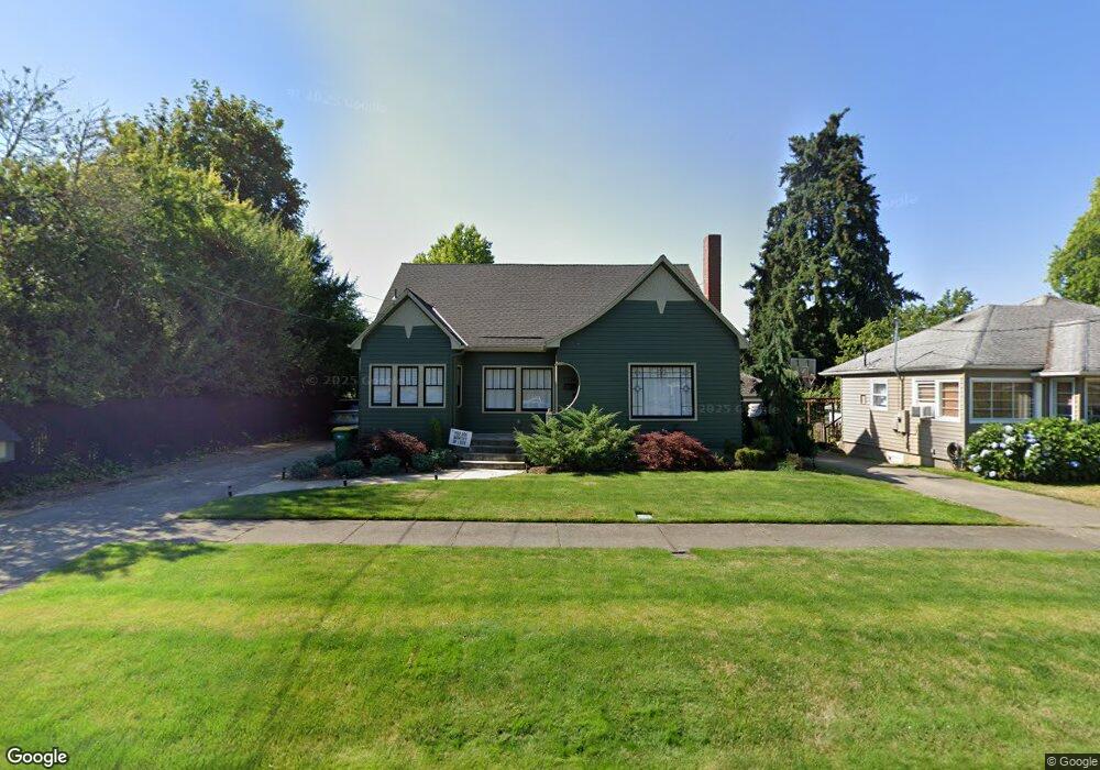 1724 21st Ave, Forest Grove, OR 97116 - photo 1