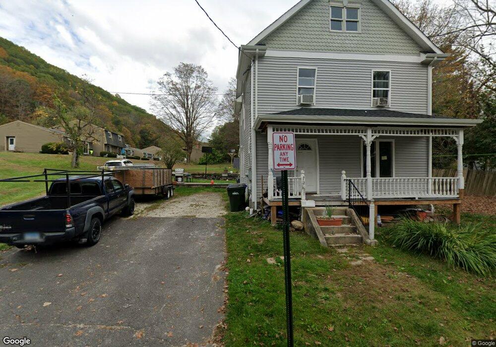 16 Brook St, Winsted, CT 06098 - photo 1