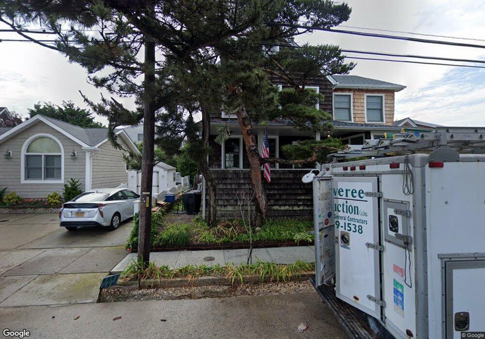 74 Glenwood Ave, Point Lookout, NY 11569 - photo 1