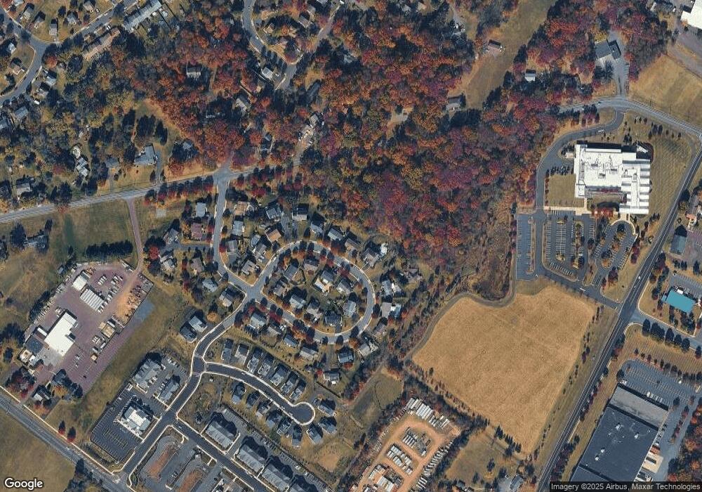 377 Buckingham Cir, Harleysville, PA 19438 - photo 1