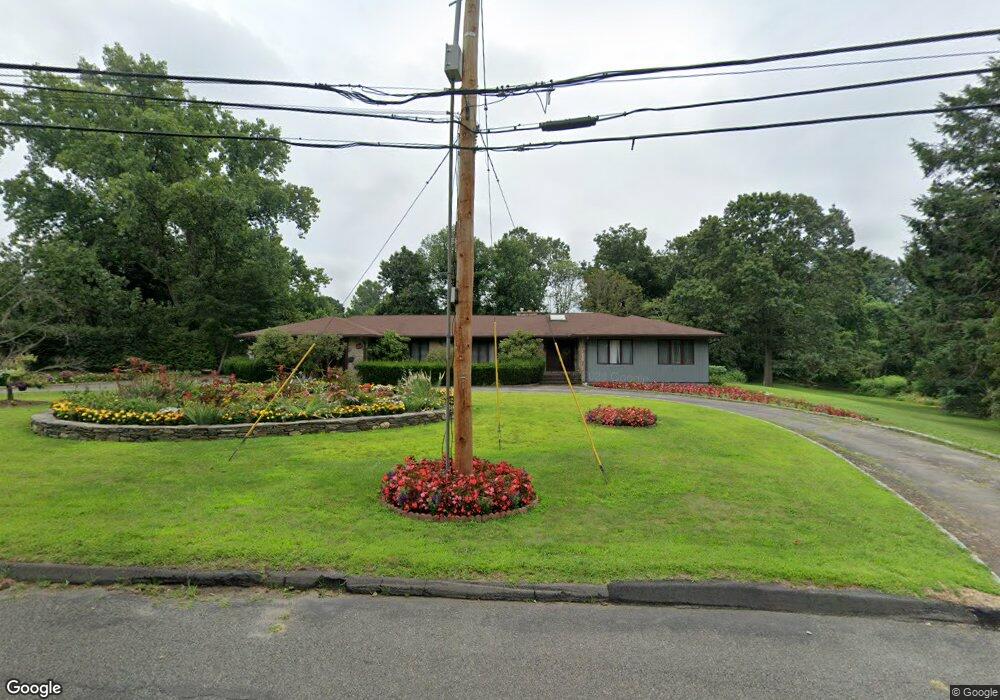 33 Westwood Dr, Easton, CT 06612 - photo 1