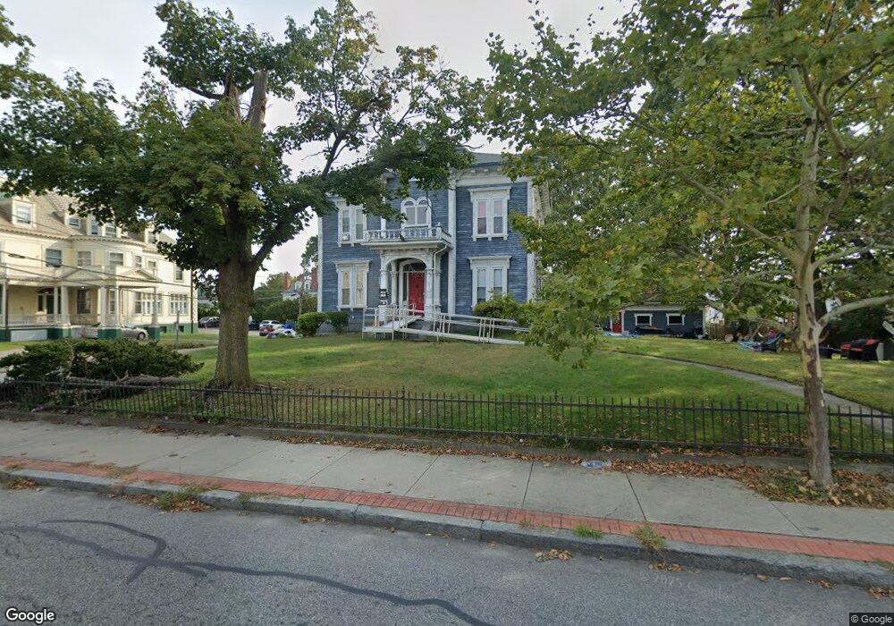 98 Summit St unit 1, Pawtucket, RI 02860 - photo 1