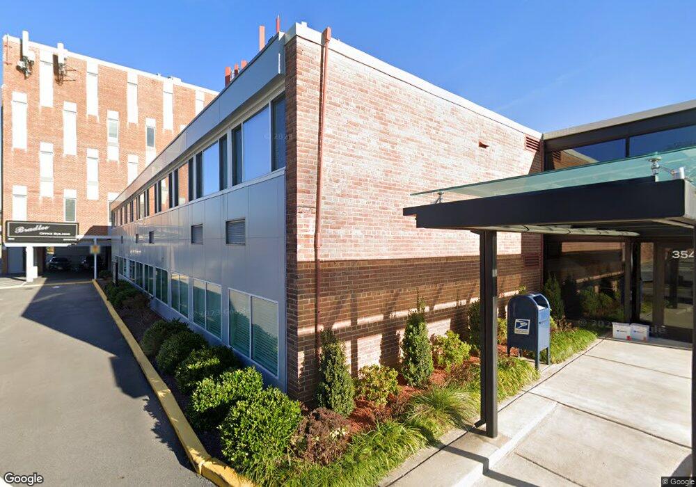 3541 W Braddock Rd, Alexandria, VA 22302 - photo 1