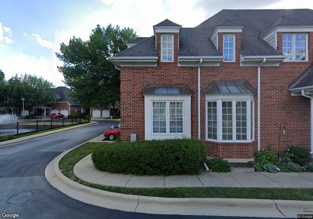 108 E Knighton Place, Elmhurst, IL 60126 - photo 1