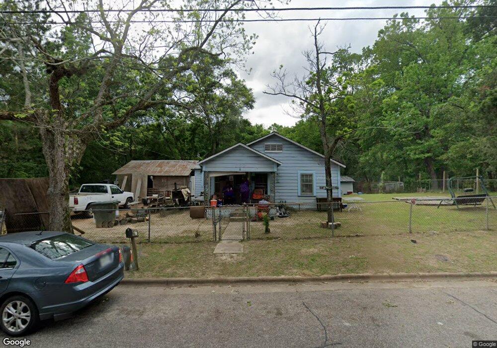 302 Muckleroy St, Nacogdoches, TX 75961 - photo 1