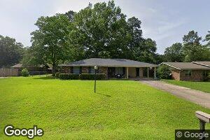 417 W Hampton Dr, Pineville, LA 71360