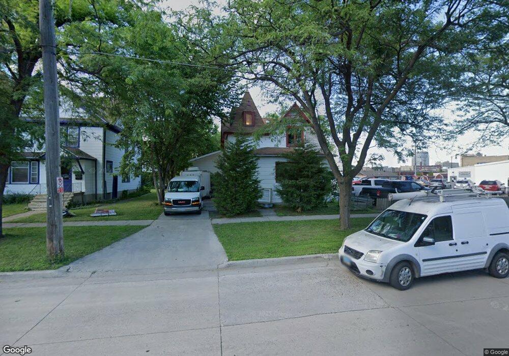 1013 1st Ave S, Fargo, ND 58103 - photo 1