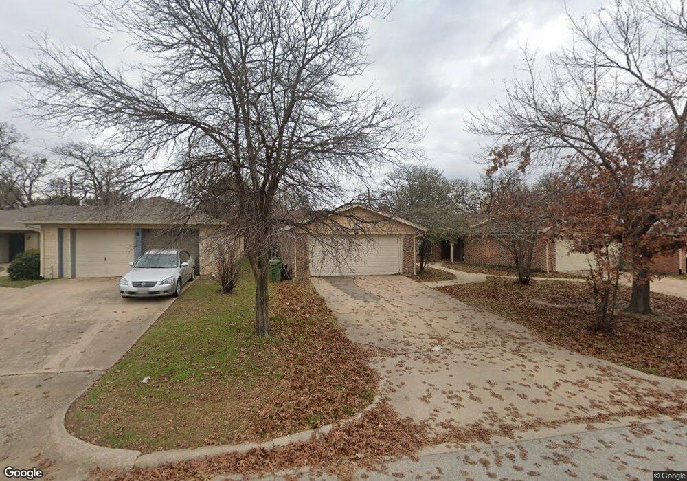 510 Billie Ruth Ln, Hurst, TX 76053 - photo 1