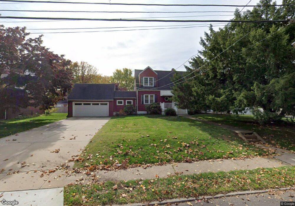 792 W Lake Ave, Rahway, NJ 07065 - photo 1