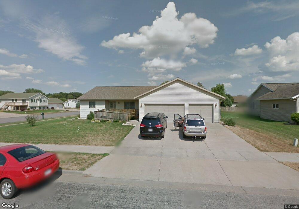 313 Mallard Dr, Holmen, WI 54636 - photo 1