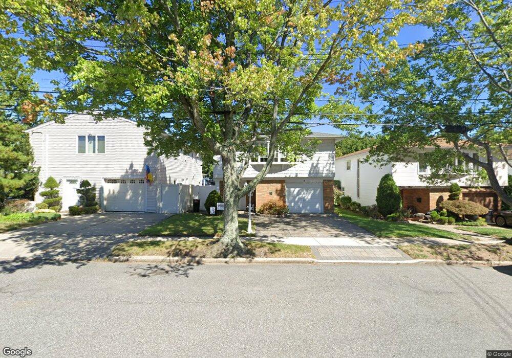 95 Emmet Ave, Staten Island, NY 10306 - photo 1