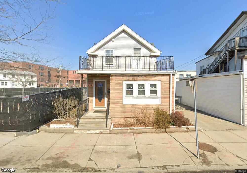 302 Salem St, Medford, MA 02155 - photo 1