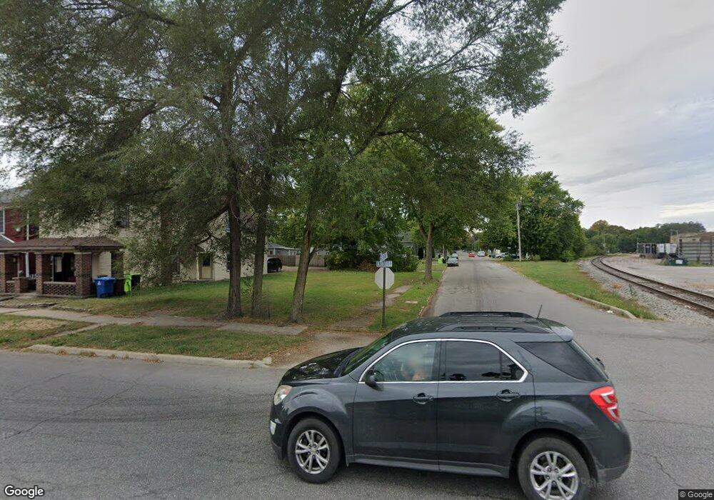 613 W Melbourne Ave, Logansport, IN 46947 - photo 1