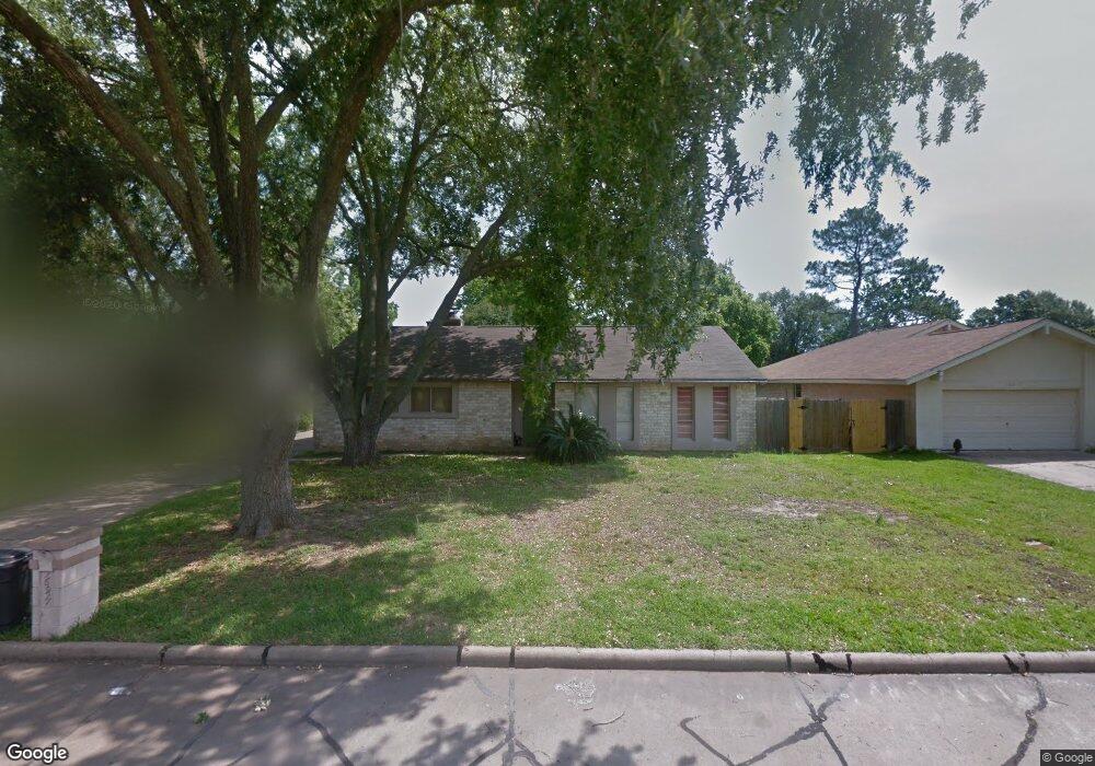 16911 Paint Rock Rd, Friendswood, TX 77546 - photo 1