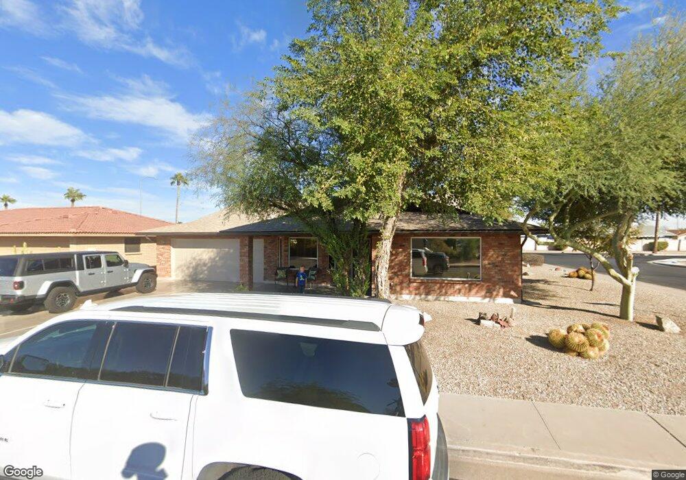 2447 S Honeysuckle Cir, Mesa, AZ 85209 - photo 1