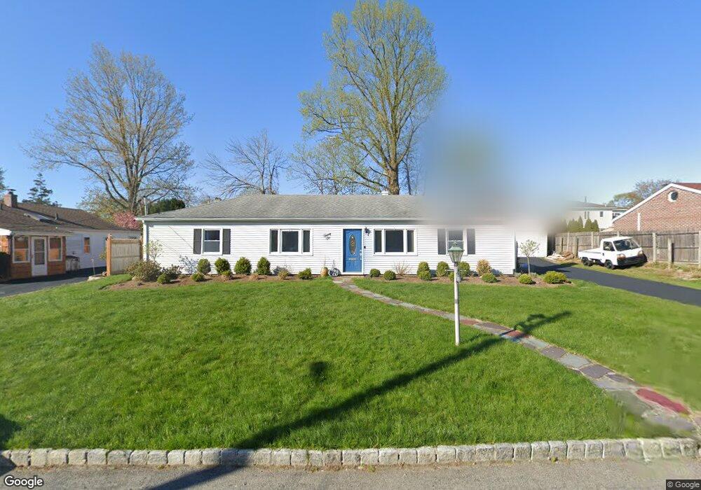 78 Kingsley Dr, Yonkers, NY 10710 - photo 1