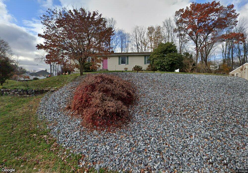 307 Shadduck Rd, Middlebury, CT 06762 - photo 1