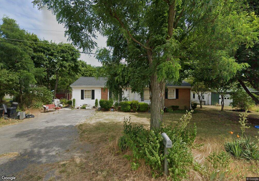 207 Caldwell Ln, Winchester, VA 22602 - photo 1