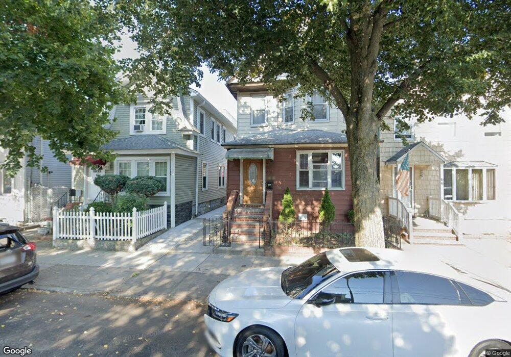 8743 110th St, Richmond Hill, NY 11418 - photo 1