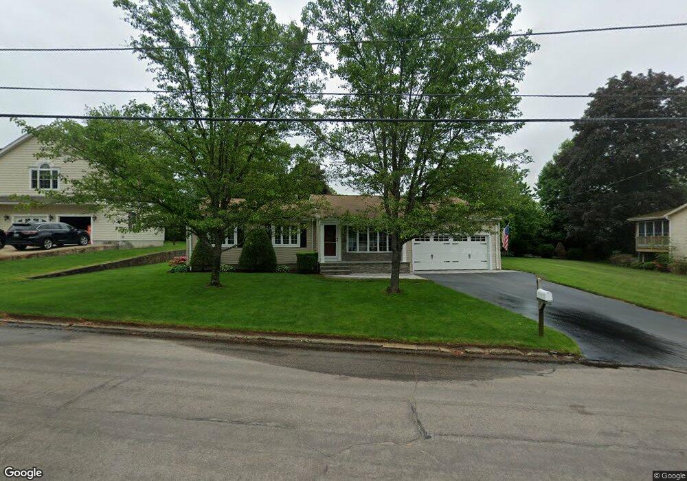 8 Sherwood Ln, Greenville, RI 02828 - photo 1